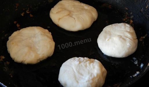булочки на сковороде