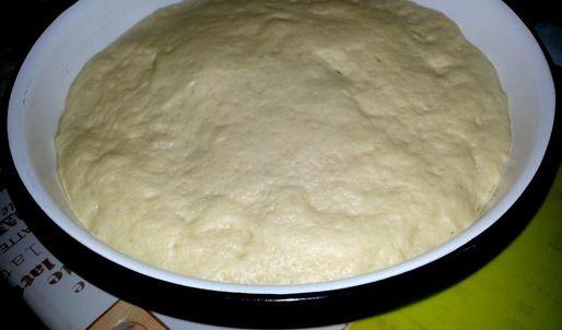 булочки с грецкими орехами и корицей