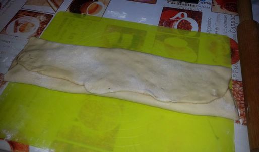 булочки с грецкими орехами и корицей