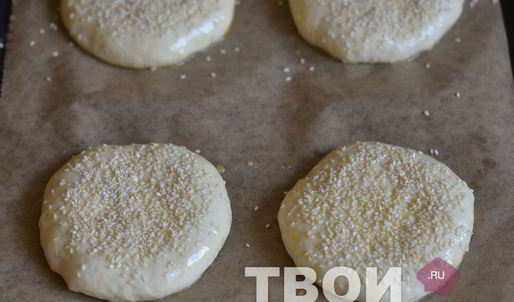 булочки с кунжутом