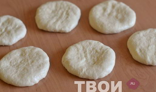 булочки с кунжутом