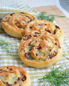 Булочки с лисичками