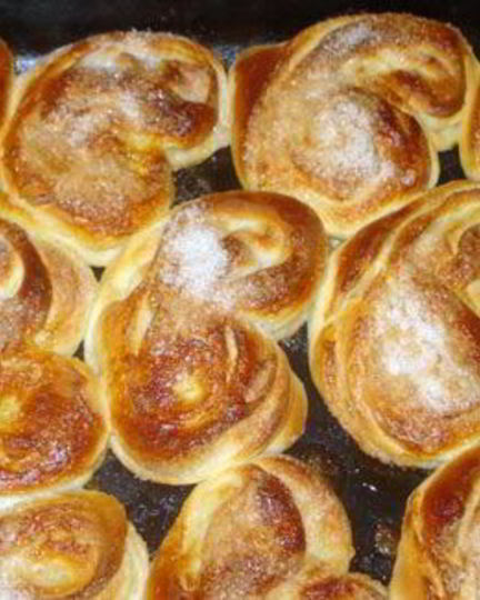 Рецепт булочек с сахаром сладкие