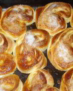 Булочки с сахаром Сладкие