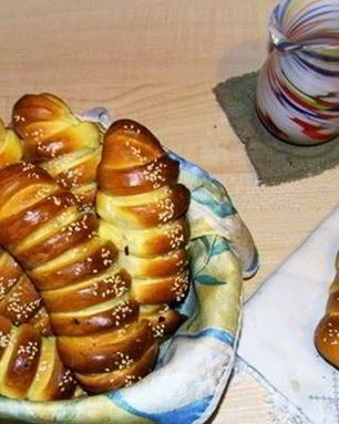 Булочки с сосисками