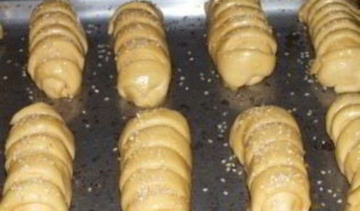 булочки с сосисками