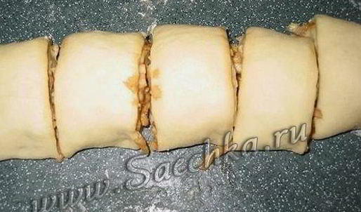 булочки с яблоками