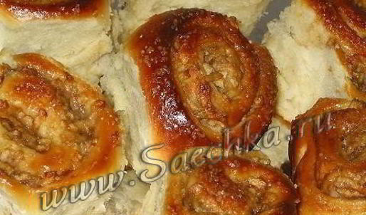 булочки с яблоками