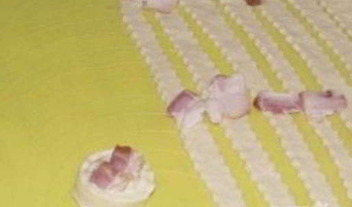 булочки-улитки с беконом