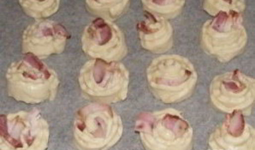 булочки-улитки с беконом