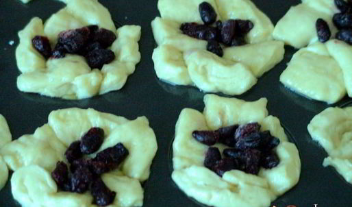 булочки ягодные фонтанчики