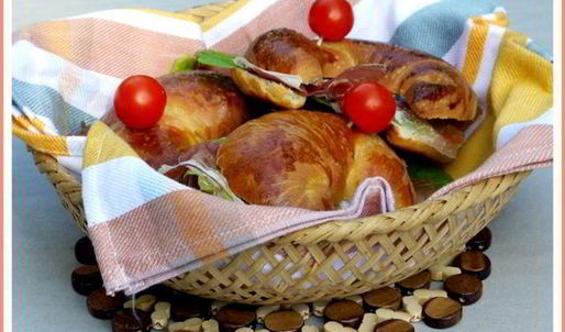 бутербродные круассаны с расстойкой в холодильнике