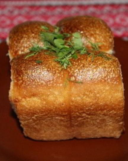 Рецепт дрожжевых пампушек с чесночным соусом