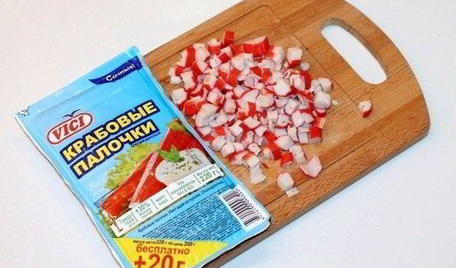 хрустящие булочки с яйцом и крабовыми палочками