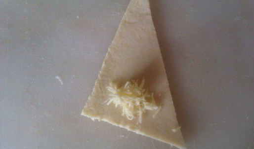 очень сырные булочки-рулетики