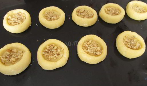 птифуры ватрушки с белковым кремом