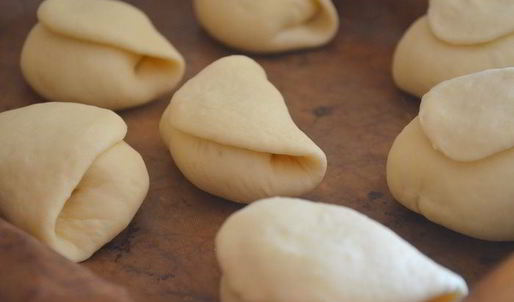 сдобные булочки-лепестки