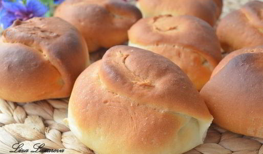 сдобные булочки-лепестки