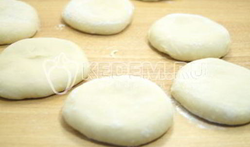 сдобные булочки плюшки