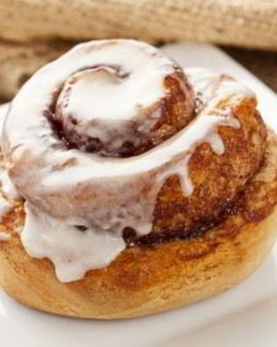 Сдобные булочки с корицей и грецким орехом