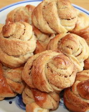 Шведские булочки с кардамоном