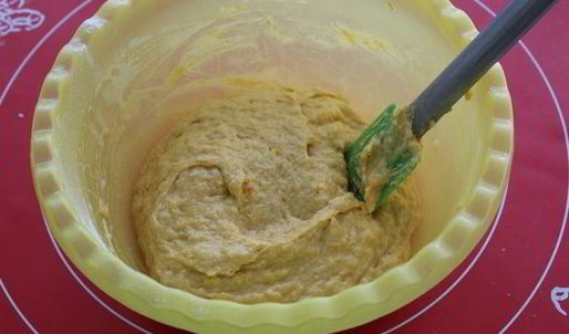 воздушные тыквенные булочки на сгущенке