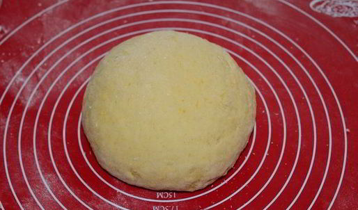 воздушные тыквенные булочки на сгущенке