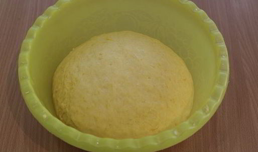 воздушные тыквенные булочки на сгущенке