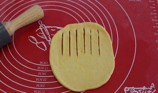 воздушные тыквенные булочки на сгущенке