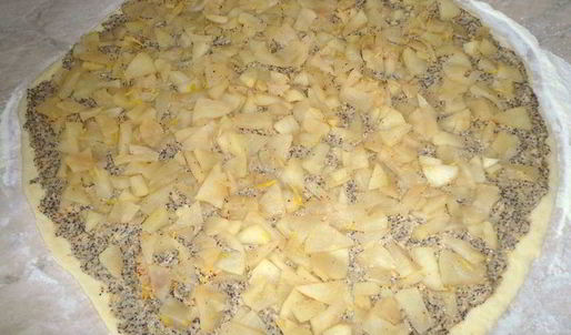 яблочно-маковые плюшки