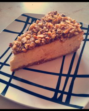 Чизкейк с арахисовой пастой