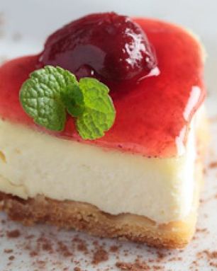 Чизкейк с вишневым конфитюром