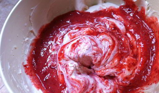 клубничные чизкейки