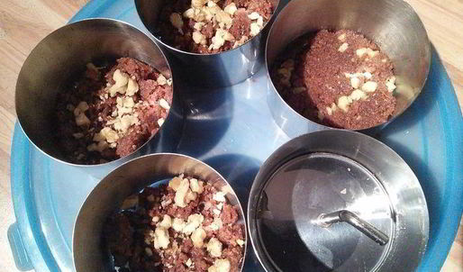 мини-чизкейк из козьего сыра с малиной