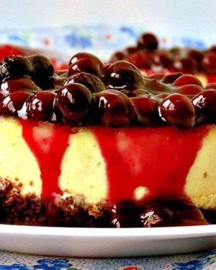 Рецепт мини-чизкейков с черничным соусом