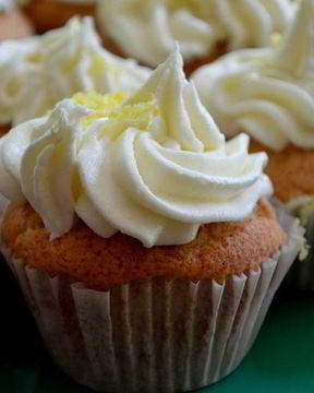 Капкейки с лимонным курдом