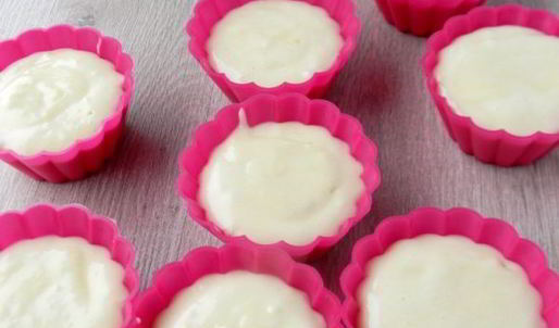 капкейки с малиновым кремом