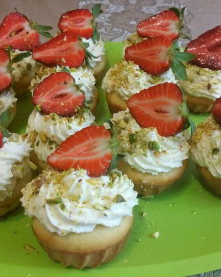 Рецепт капкейков с земляникой