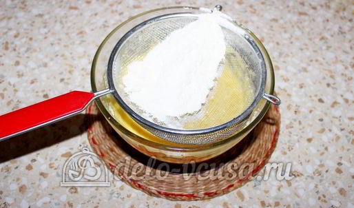 кекс с черной смородиной