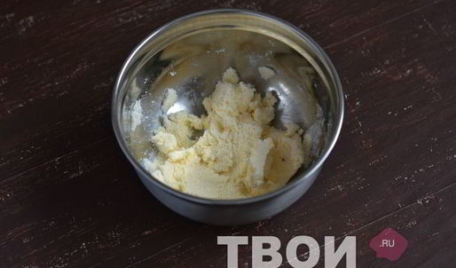 кекс с карамелизированными яблоками