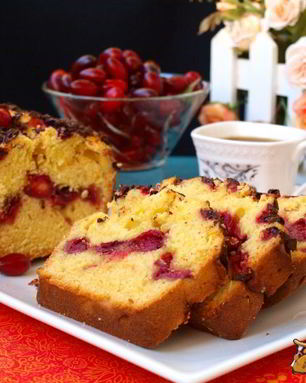 Кекс с кизилом на сгущенке