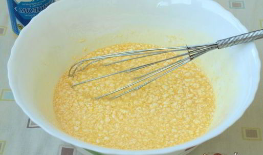 кекс с кизилом на сгущенке