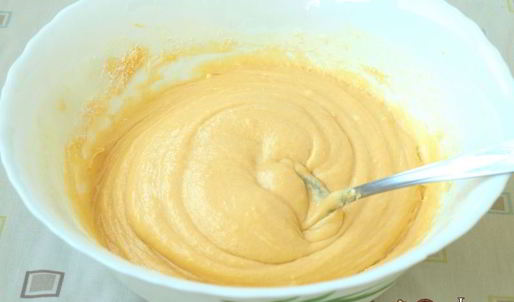 кекс с кизилом на сгущенке