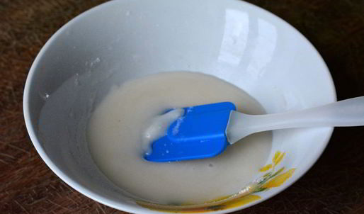 кекс сметанный с черной смородиной