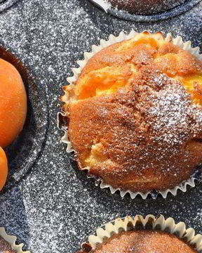 Кексы с абрикосами и орешками