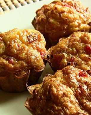 Кексы с капустой и колбасой