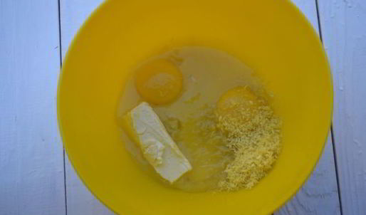 лимонный влажный кекс