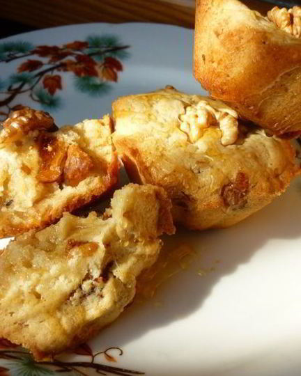 Рецепт медовых кексов с грецкими орехами, инжиром и бананами