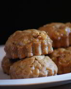 Мини-кексы с белым шоколадом и орешками