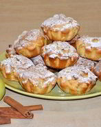 Нежные яблочные кексы с корицей